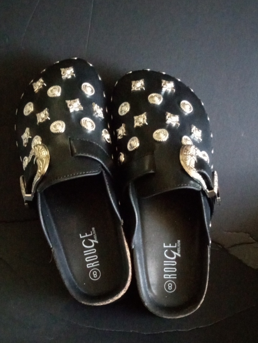 Rouge Helium Black Silver Studded Buckle Clog Mules Lug Sole Size 8